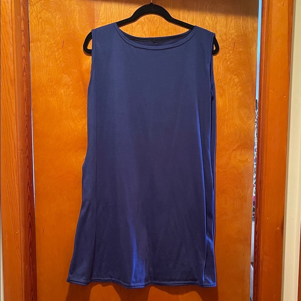 Time and Tru Navy Sleeveless Dress